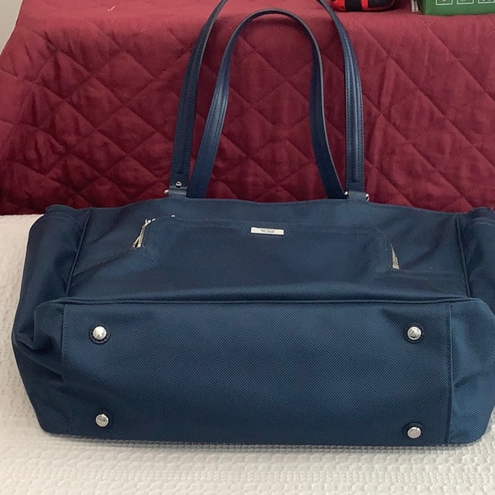 Tumi Ballistic Nylon Navy Blue Women's Bag - Picture 5 of 10